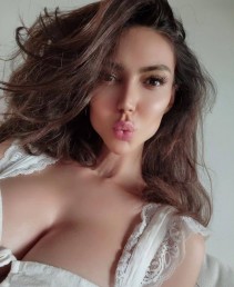 Фото проститутки Вика №2 в городе Ижевск