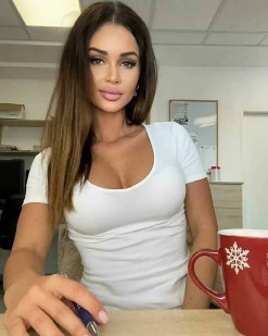 Фото проститутки Вика №1 в городе Ижевск